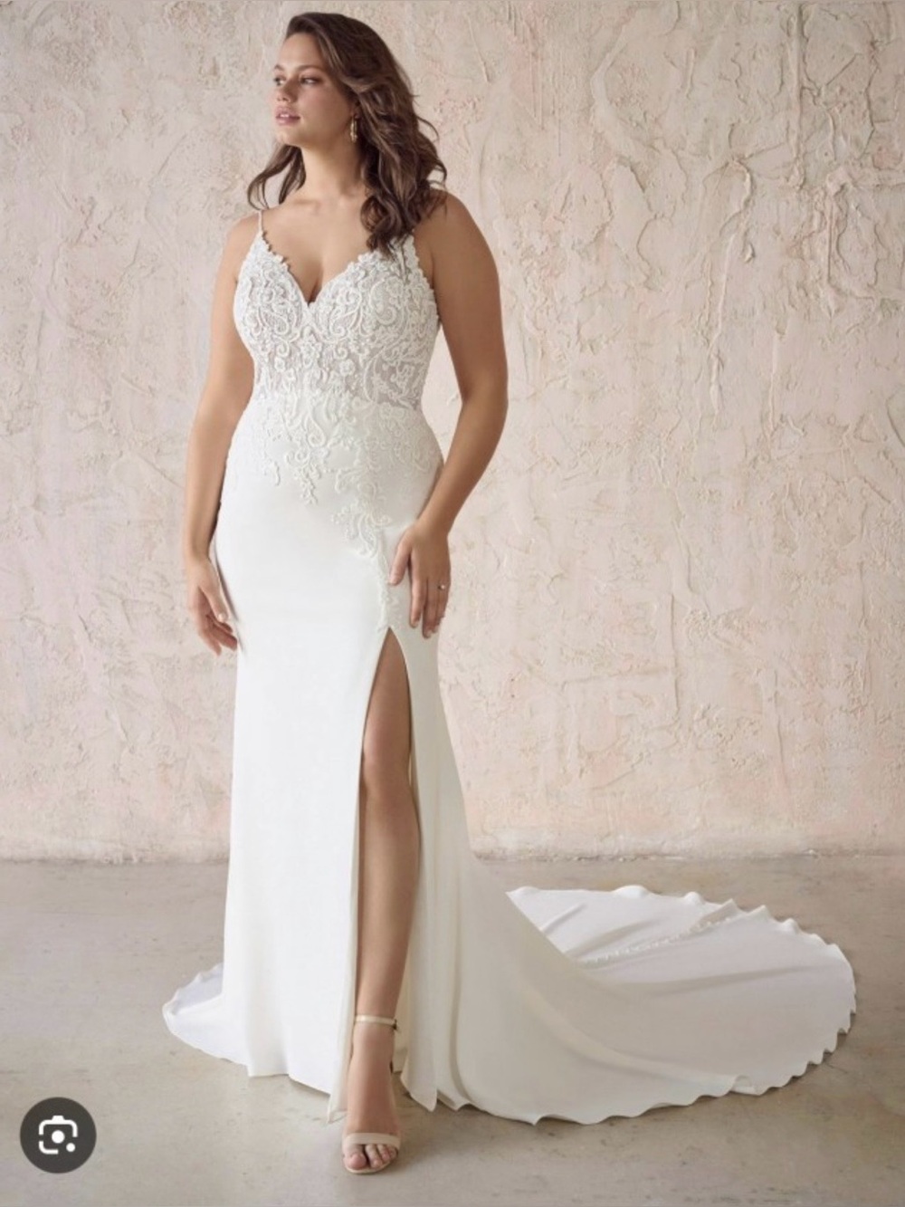 Maggie Sottero Fayette Ivory Sheath Wedding Dress Size 10 Backless Lace